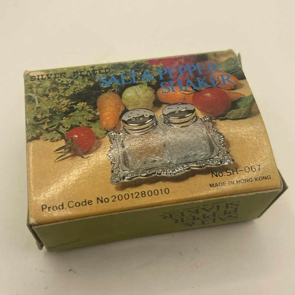 Vintage Silver Plated Salt & Pepper Shakers Tray Fairy Brand SH-067 Hong Kong